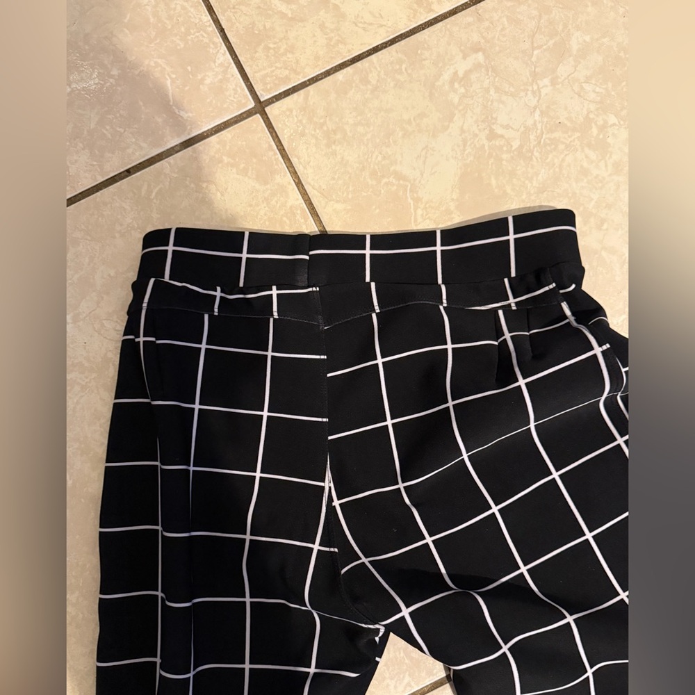 Black and White Grid Pattern Men's Pants size M